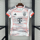 CAMISA FEMININA DO BAYERN MUNICH 25/26 MULTICOLOR